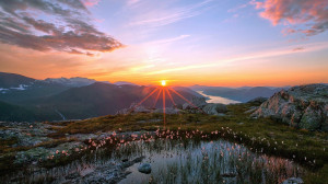 Most Beautiful Sunrise Mountains A gorgeous sunrise + read more