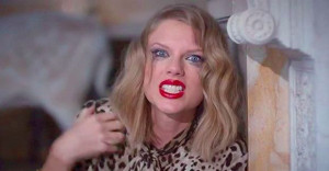 Taylor Swift se moque de ces clichés dans l’excellent clip de Blank ...