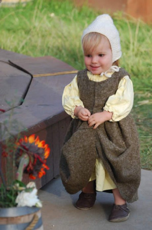 Simple Glee. Baby Peasant garb. Maybe this will be the year I sew an ...