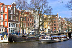 Amsterdam_the_canal9.jpg