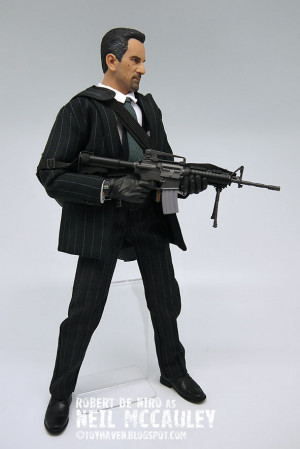 What Neil McCauley says to Al Pacino who plays Lieutenant Vincent ...