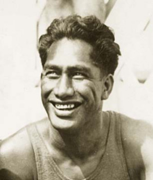DUKE KAHANAMOKU. HISTORIA DEL SURF