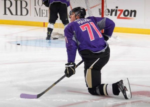 71 Hockey Fights Cancer warm-up jersey