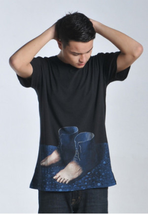 Jerry Moss Jerry Moss quot Foot quot T shirt I Beli di ZALORA ...