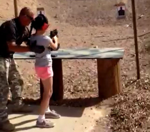 arizona-investigating-fatal-gun-range-shooting-by-9-year-old-girl.jpg