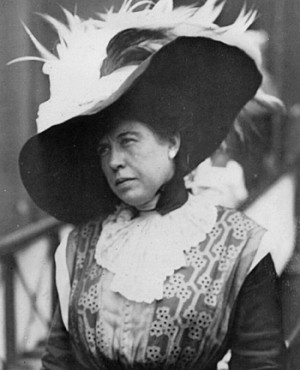 The Unsinkable Molly Brown: Biography of a Titanic Survivor