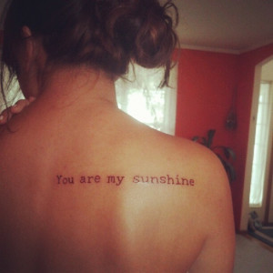women shoulder quote blackandwhite back
