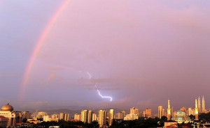 Thread: Electrifying pictures of lightning and thunderstorms