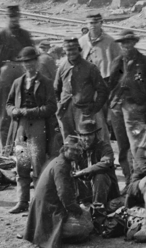 Thread: Confederate prisoners and Union soldiers together