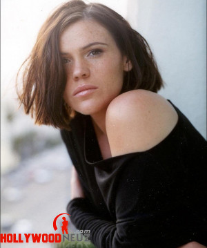 Clea DuVall Biography Profile Pictures News