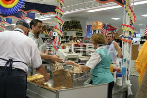 florida miami beach publix grocery store cashier checkout food