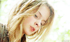 ... grimes inmates TWD season 4 dis bitch is crazy lizzie samuels twd 4x10