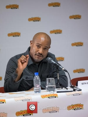 Seth Gilliam The Walking Dead Producer Backs Troubled Stars
