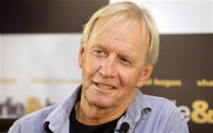 Paul Hogan, the star of Crocodile dundee, has resolved his seven-year ...