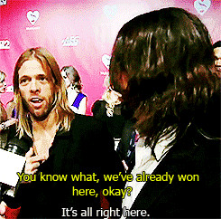 my gifs dave grohl foo fighters taylor hawkins dave gifs~