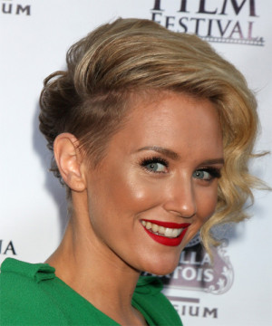 Nicky Whelan Short Hair