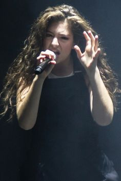 Listen to Lorde's Fierce Single For Mockingjay, 