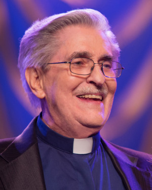 Quotes by Paul Crouch