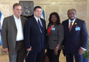Pastor Myles Munroe (right) and his wife at the Knesset six weeks ago ...