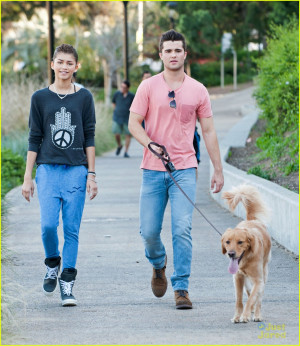 Related Pictures zendaya rocky a bella cece shake it up zendaya and ...