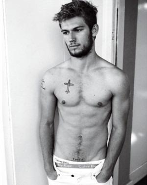 An excuse to celebrate the gorgeous Alex Pettyfer — he turns 22 on ...