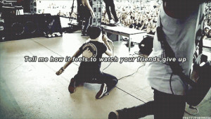 ... Alive bassist Jenna McDougall Jake Hardy tá whakaio taahi lonely girl