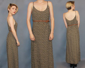 90's DAISY floral maxi dress ditzy dolly by VonVixenVintage, $48.00
