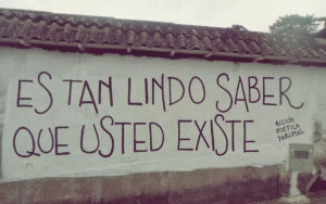 Love quotes in spanish written on the wall (1)