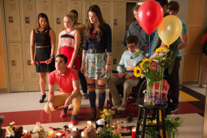 Glee' pays tribute to Cory Monteith in 'The Quarterback'