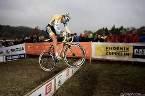 Tom Meeusen Bunny Hops Over...