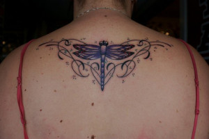 dragonfly-tattoo-on-back-520x347-tattoo-design