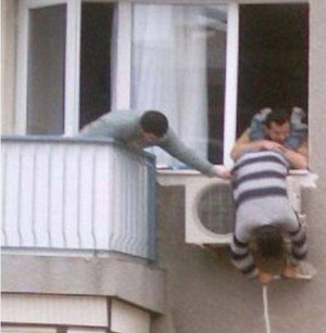 Funny Pictures with Air Conditioners (33 pics)