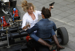 Back > Gallery For > Knight And Day Cameron Diaz