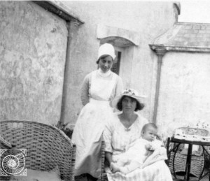 DR MARIE STOPES WITH NURSE JONES amp BUFFKINS HARRY STOPES ROE