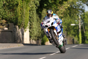 Guy Martin will be riding a BMW S1000RR for the 2015 roads season ...