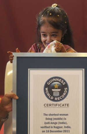 Jyoti Amge With Guinness