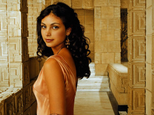 Morena Baccarin Weight And Height , 10.0 out of 10 based on 4 ratings