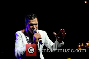 El DeBarge - Shots of a variety of stars as they attend and perform at ...