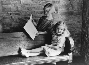 Unity and Jessica Mitford as young girls