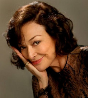 ... dies – star of “Designing Women” and “Desperate Housewives