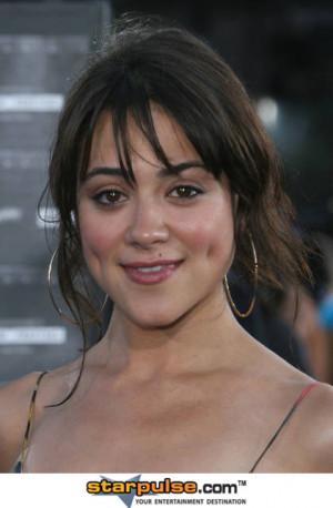 Camille Guaty Photos Picture