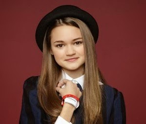 Emma : Hardworking overachiever with an eating disorder.