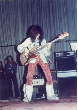 John Paul Jones, Martin Turner, Geezer, Chris Squire.