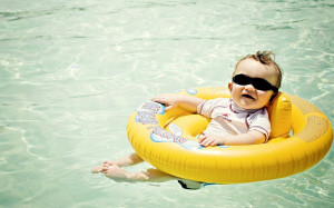 Download The Cute Baby In Swimming pool HD Wallpapers in 1920 x 1080 ...