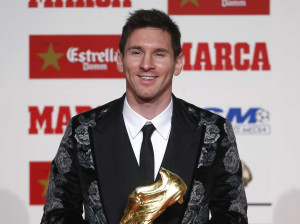 ... -messi-accepted-a-big-soccer-award-while-wearing-a-flower-suit.jpg