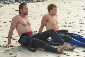 gerard-butler-jonny-weston-chasing-mavericks.jpg