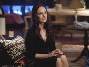 Victoria Grayson - Poderosa matriarca da bilionária família Grayson ...