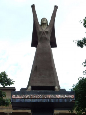 NS5864 : Spanish Civil War memorial
