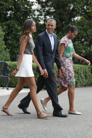Michelle+Obama+Barack+Obama+Departs+White+f-iuxT6-pl9x.jpg