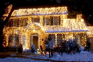 ... Holidays: A Look at Some Favorite Christmas Movie Houses & Locations